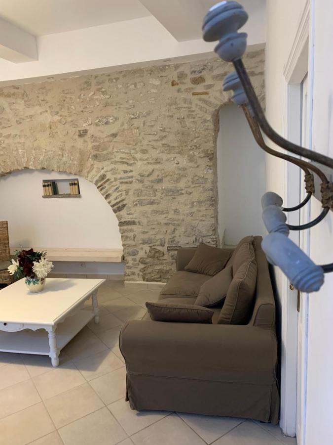 La Maison De Leontine La Liviniere Luaran gambar
